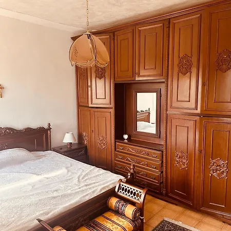 Vila Romaneasca * Corbola